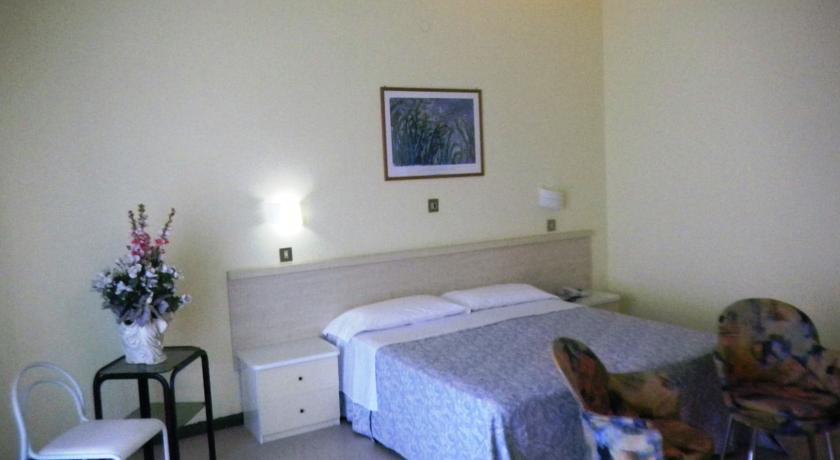 סניגליה Grand Hotel Excelsior מראה חיצוני תמונה